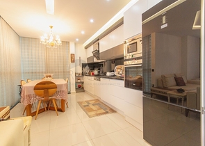 اطلالة بحرية ساحرة - مجمع فاخر ضمن اول صف على البحر - شقة 2 غرفة وصالة - في كارجي جاك / الانيا 