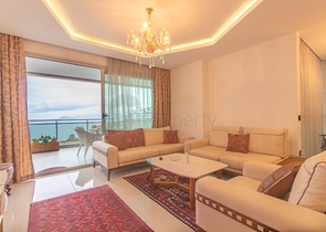 اطلالة بحرية ساحرة - مجمع فاخر ضمن اول صف على البحر - شقة 2 غرفة وصالة - في كارجي جاك / الانيا 