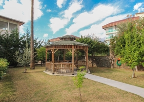 اطلالة بحرية ساحرة - مجمع فاخر ضمن اول صف على البحر - شقة 2 غرفة وصالة - في كارجي جاك / الانيا 