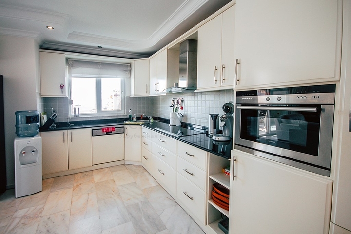 اطلالة بحر -دوبلكس 3 غرف وصالة - ساونا خاصة- في مهموتلار / الانيا 