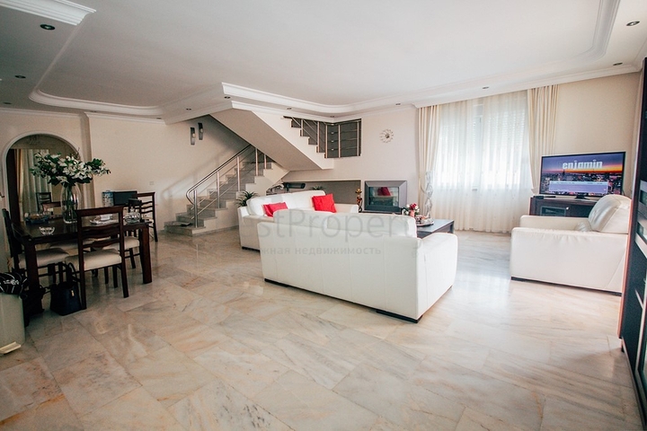 اطلالة بحر -دوبلكس 3 غرف وصالة - ساونا خاصة- في مهموتلار / الانيا 