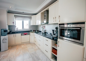 اطلالة بحر -دوبلكس 3 غرف وصالة - ساونا خاصة- في مهموتلار / الانيا 