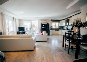 اطلالة بحر -دوبلكس 3 غرف وصالة - ساونا خاصة- في مهموتلار / الانيا 