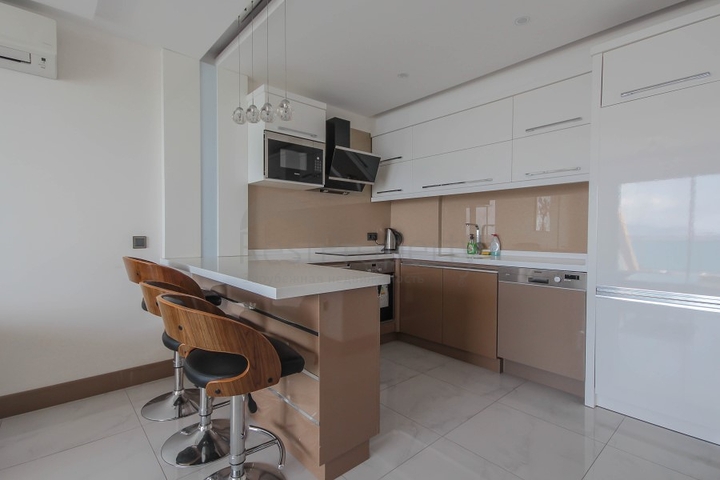 اطلالة بحر ساحرة - مجمع فاخر - شقة غرفة وصالة - في كارجي جاك / الانيا 