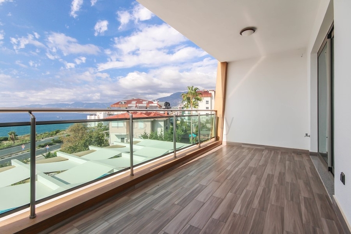 اطلالة بحر ساحرة - مجمع فاخر - شقة غرفة وصالة - في كارجي جاك / الانيا 