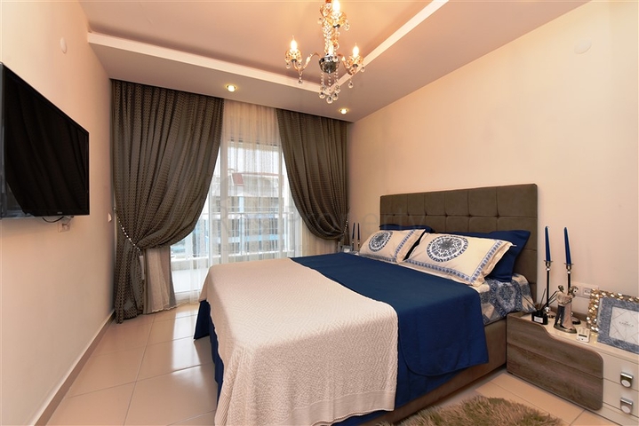 مع تراس واسع - شقة دوبلكس ارضية - ضمن مجمع فخم - في كاستل / الانيا 