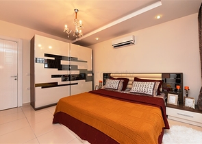 مع تراس واسع - شقة دوبلكس ارضية - ضمن مجمع فخم - في كاستل / الانيا 