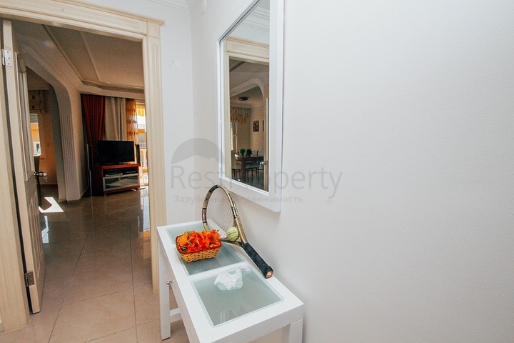 اطلالة بحر - طابق مرتفع - شقة غرفتين وصالة - في مهموتلار / الانيا 