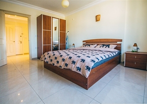 اطلالة بحر - طابق مرتفع - شقة غرفتين وصالة - في مهموتلار / الانيا 