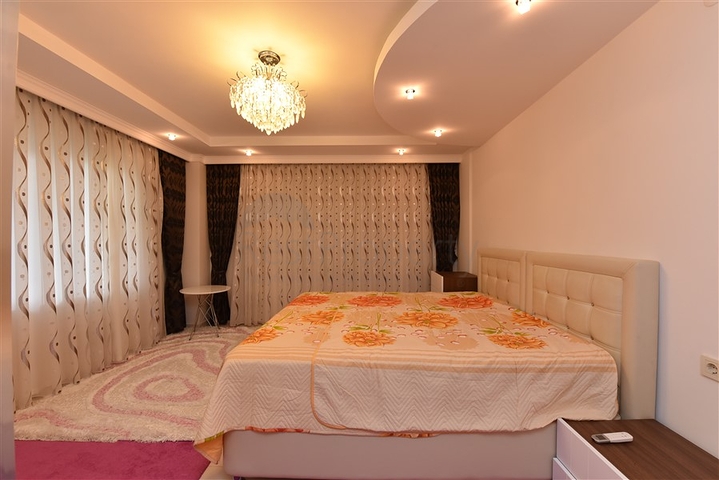 دوبلكس ضمن مجمع على البحر مباشرة - في كاستل / الانيا 