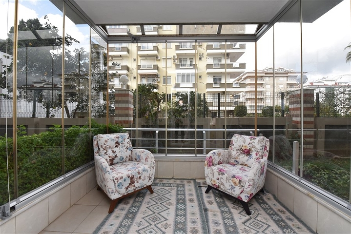 دوبلكس ضمن مجمع على البحر مباشرة - في كاستل / الانيا 