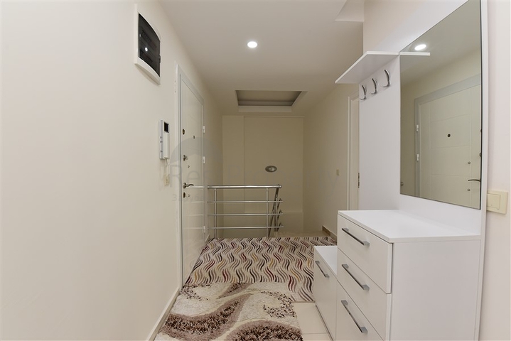 دوبلكس ضمن مجمع على البحر مباشرة - في كاستل / الانيا 