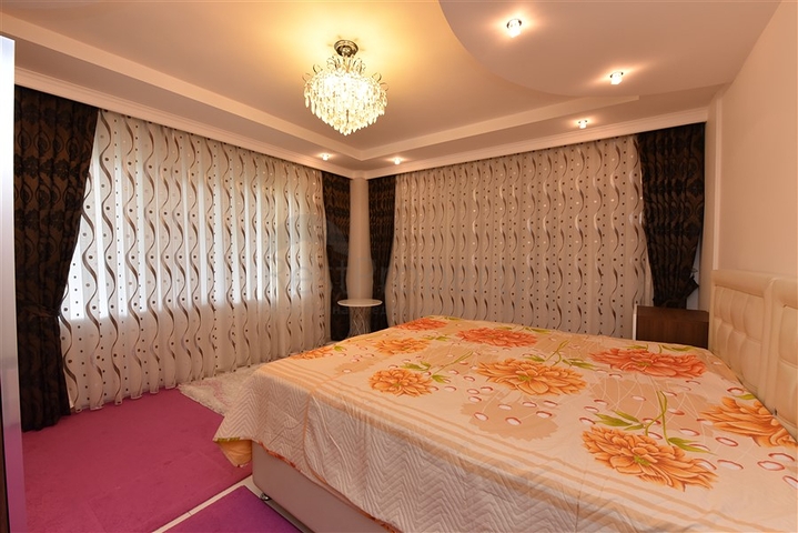 دوبلكس ضمن مجمع على البحر مباشرة - في كاستل / الانيا 