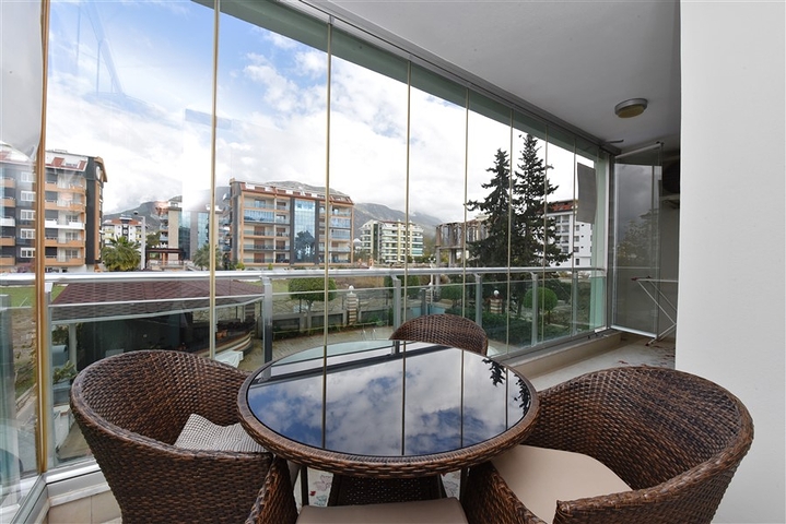 دوبلكس ضمن مجمع على البحر مباشرة - في كاستل / الانيا 