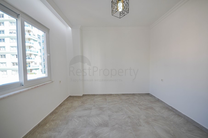 قريبة من البحر والاسواق - شقة غرفتين وصالة - في منطقة مهموتلار / الانيا 