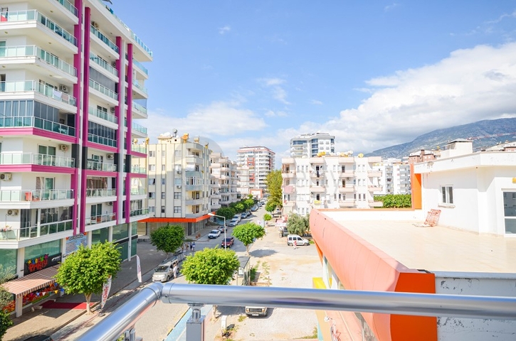 قريبة من البحر والاسواق - شقة غرفتين وصالة - في منطقة مهموتلار / الانيا 