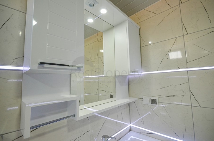 قريبة من البحر والاسواق - شقة غرفتين وصالة - في منطقة مهموتلار / الانيا 