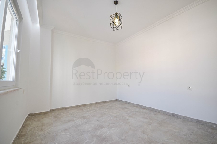 قريبة من البحر والاسواق - شقة غرفتين وصالة - في منطقة مهموتلار / الانيا 