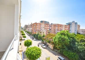 قريبة من البحر والاسواق - شقة غرفتين وصالة - في منطقة مهموتلار / الانيا 