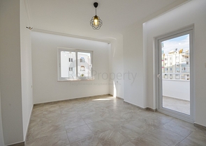 قريبة من البحر والاسواق - شقة غرفتين وصالة - في منطقة مهموتلار / الانيا 