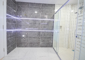 قريبة من البحر والاسواق - شقة غرفتين وصالة - في منطقة مهموتلار / الانيا 