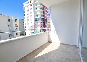 قريبة من البحر والاسواق - شقة غرفتين وصالة - في منطقة مهموتلار / الانيا 