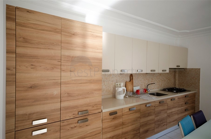 في مركز مدينة الانيا -شقة غرفة وصالة - مفروشة - مناسبة للاستثمار او السكن الدائم 