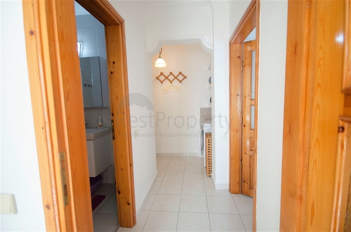 في مركز مدينة الانيا -شقة غرفة وصالة - مفروشة - مناسبة للاستثمار او السكن الدائم 