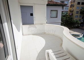 في مركز مدينة الانيا -شقة غرفة وصالة - مفروشة - مناسبة للاستثمار او السكن الدائم 