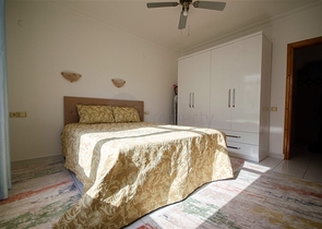 في مركز مدينة الانيا -شقة غرفة وصالة - مفروشة - مناسبة للاستثمار او السكن الدائم 