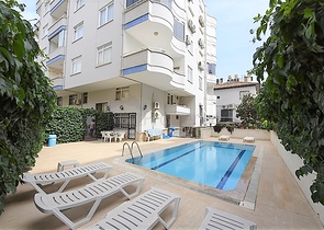 في مركز مدينة الانيا -شقة غرفة وصالة - مفروشة - مناسبة للاستثمار او السكن الدائم 