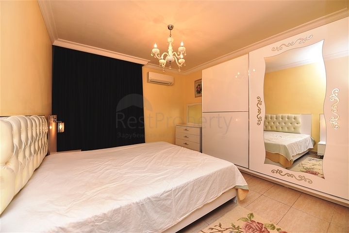 مع حديقة وتراس واسع - شقة 2 غرفة وصالة - ضمن مجمع على النهر مباشرة - في توسمور / الانيا 