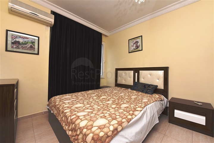 مع حديقة وتراس واسع - شقة 2 غرفة وصالة - ضمن مجمع على النهر مباشرة - في توسمور / الانيا 