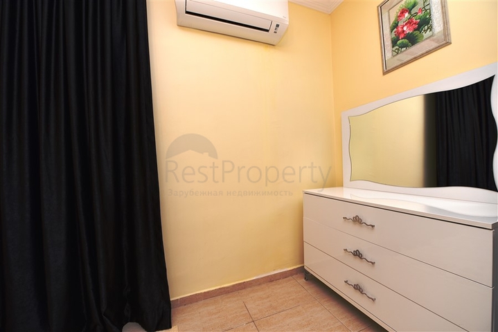 مع حديقة وتراس واسع - شقة 2 غرفة وصالة - ضمن مجمع على النهر مباشرة - في توسمور / الانيا 