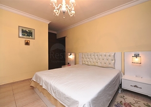 مع حديقة وتراس واسع - شقة 2 غرفة وصالة - ضمن مجمع على النهر مباشرة - في توسمور / الانيا 