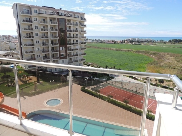 شقة غرفة وصالة -مجمع فاخر - في افسلار / الانيا 