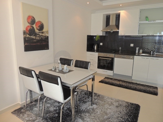 شقة غرفة وصالة -مجمع فاخر - في افسلار / الانيا 