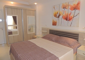 شقة غرفة وصالة -مجمع فاخر - في افسلار / الانيا 