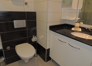 شقة غرفة وصالة -مجمع فاخر - في افسلار / الانيا 