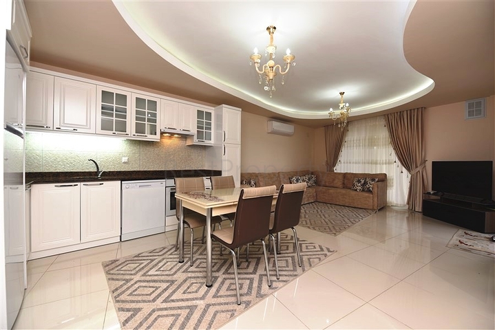 مع تراس - شقة غرفتين وصالة - مفروشة - ضمن مجمع قريب من البحر - في افسلار / الانيا 