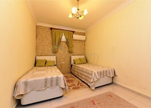 مع تراس - شقة غرفتين وصالة - مفروشة - ضمن مجمع قريب من البحر - في افسلار / الانيا 