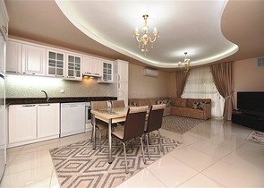 مع تراس - شقة غرفتين وصالة - مفروشة - ضمن مجمع قريب من البحر - في افسلار / الانيا 