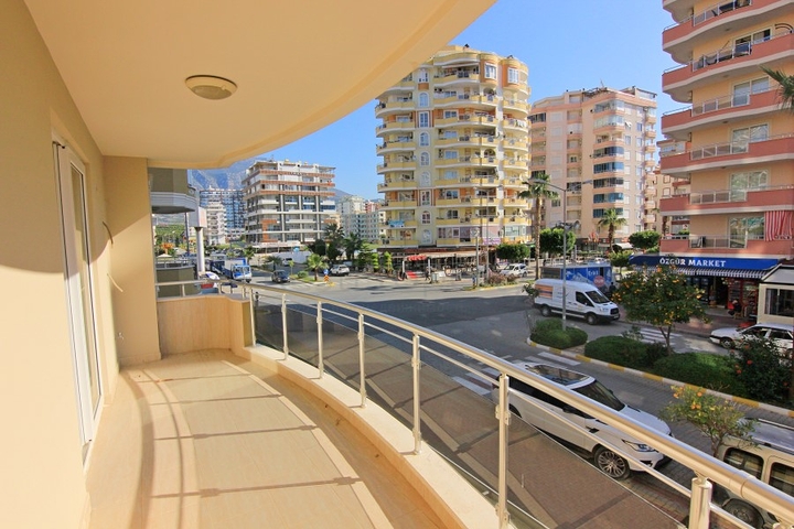 اطلالة بحر - شقة غرفتين وصالة - مفروشة - ضمن منطقة حيوية - في مهموتلار / الانيا 