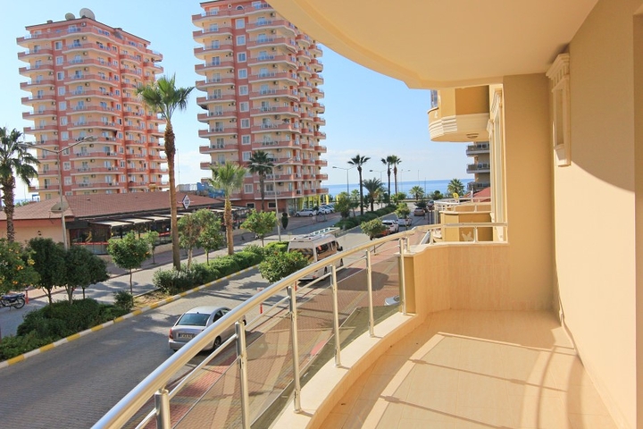 اطلالة بحر - شقة غرفتين وصالة - مفروشة - ضمن منطقة حيوية - في مهموتلار / الانيا 