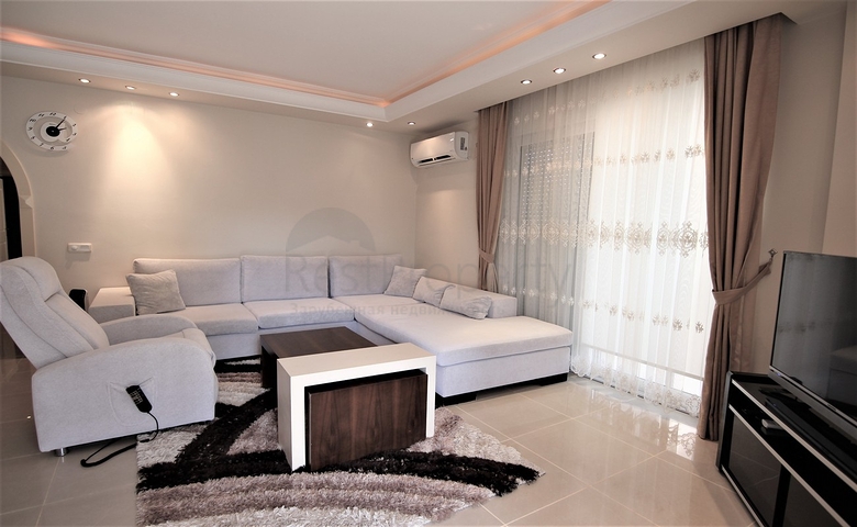 على مسافة 100 م من البحر - شقة غرفتين وصالة -ضمن مجمع سكني -في مهموتلار / الانيا 