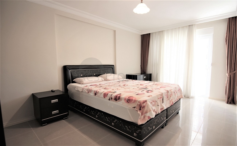 على مسافة 100 م من البحر - شقة غرفتين وصالة -ضمن مجمع سكني -في مهموتلار / الانيا 