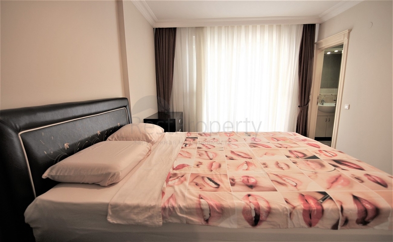 على مسافة 100 م من البحر - شقة غرفتين وصالة -ضمن مجمع سكني -في مهموتلار / الانيا 