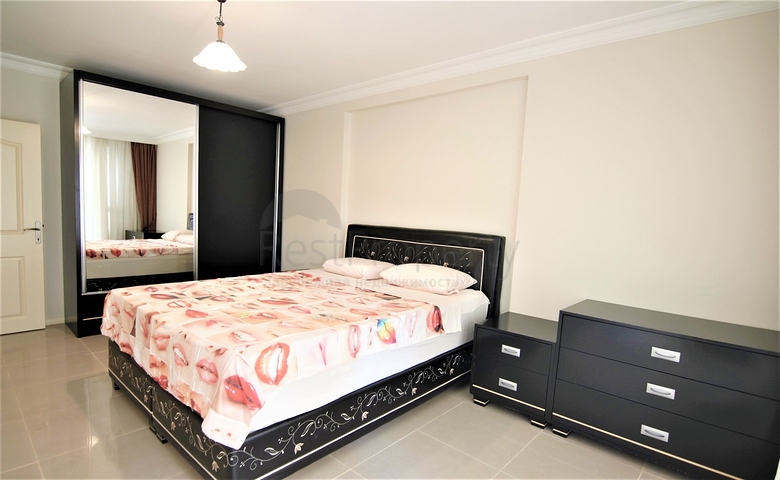 على مسافة 100 م من البحر - شقة غرفتين وصالة -ضمن مجمع سكني -في مهموتلار / الانيا 