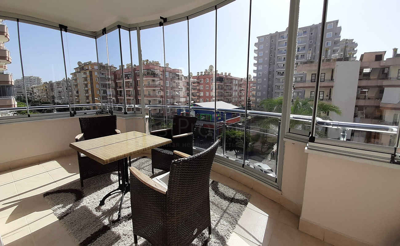 على مسافة 100 م من البحر - شقة غرفتين وصالة -ضمن مجمع سكني -في مهموتلار / الانيا 