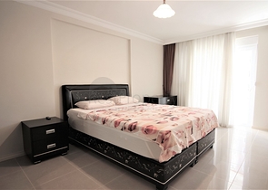 على مسافة 100 م من البحر - شقة غرفتين وصالة -ضمن مجمع سكني -في مهموتلار / الانيا 